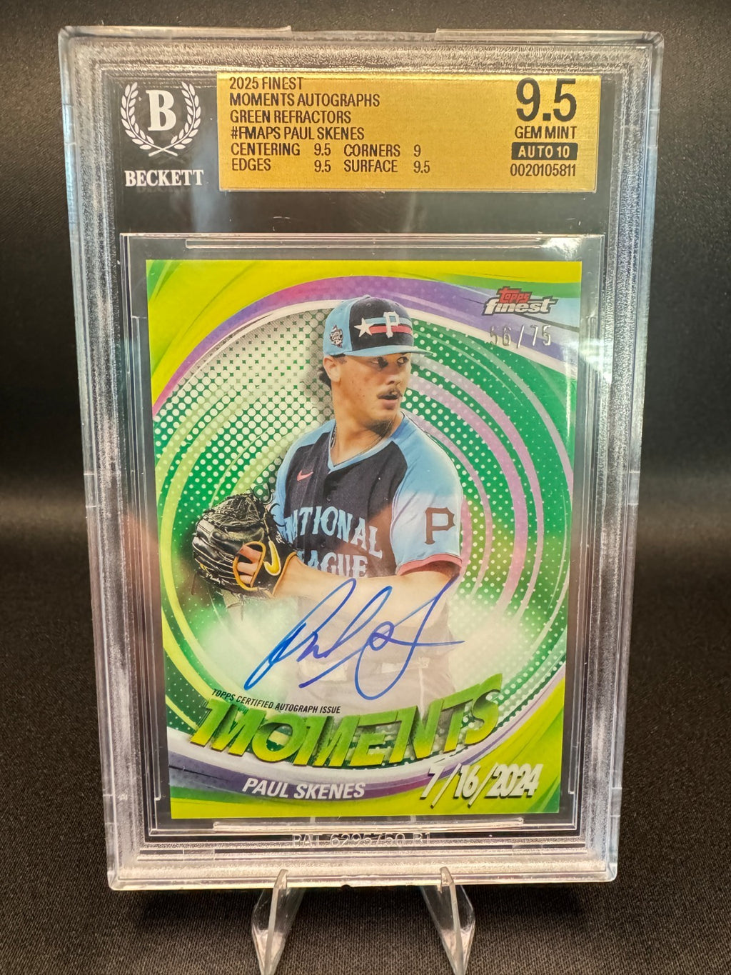 2025 Topps Finest Paul Skenes Moments Green Refractor Auto /75 BGS 9.5