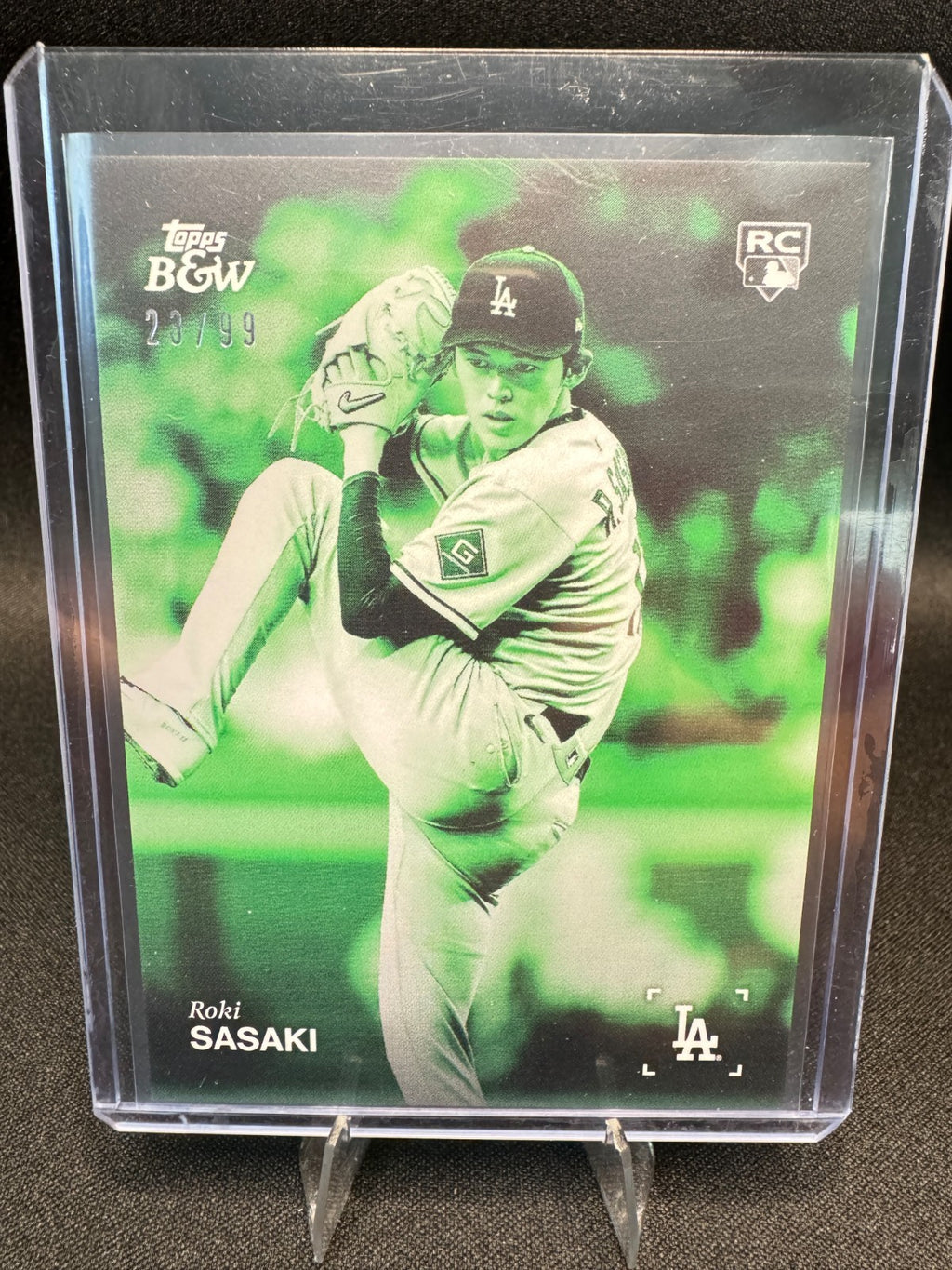 2025 Topps Black & White #112 Roki Sasaki Rookie Green #23/99 LA Dodgers
