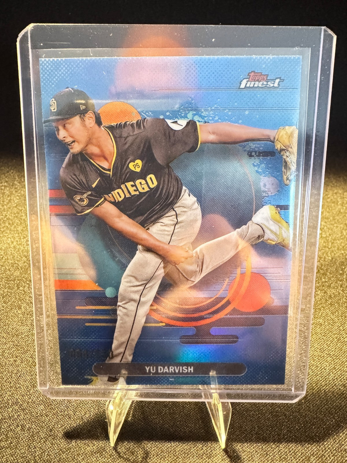 2025 Topps Finest YU DARVISH #157 Uncommon Sky Blue Refractor /250 Padres