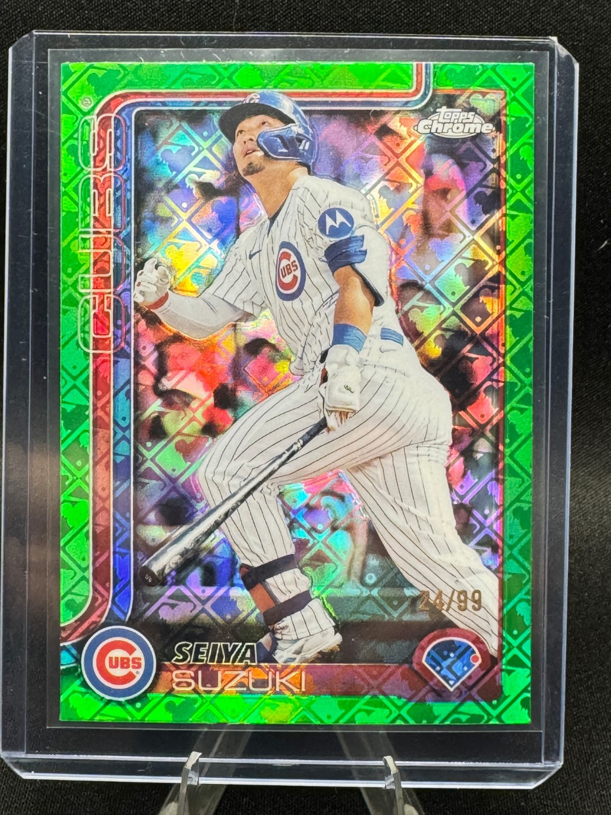 2025 Topps Chrome Logofractor Seiya Suzuki, Seiya Suzuki #210 Green /99 Cubs