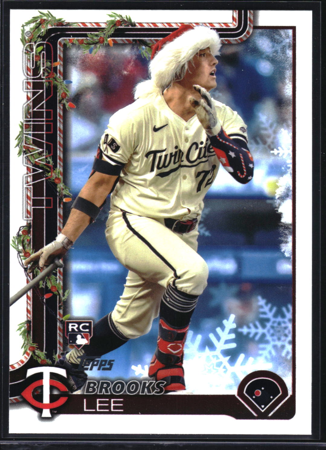2025 Topps Holiday #H13b Brooks Lee Santa Hat SP RC