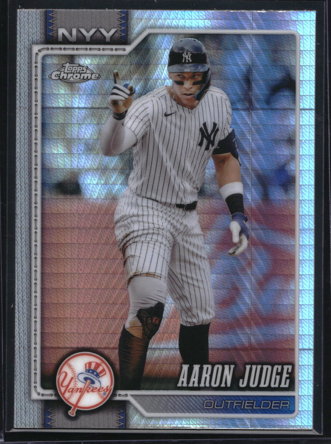 2026 Topps Chrome #100 Aaron Judge Prism Refractor
